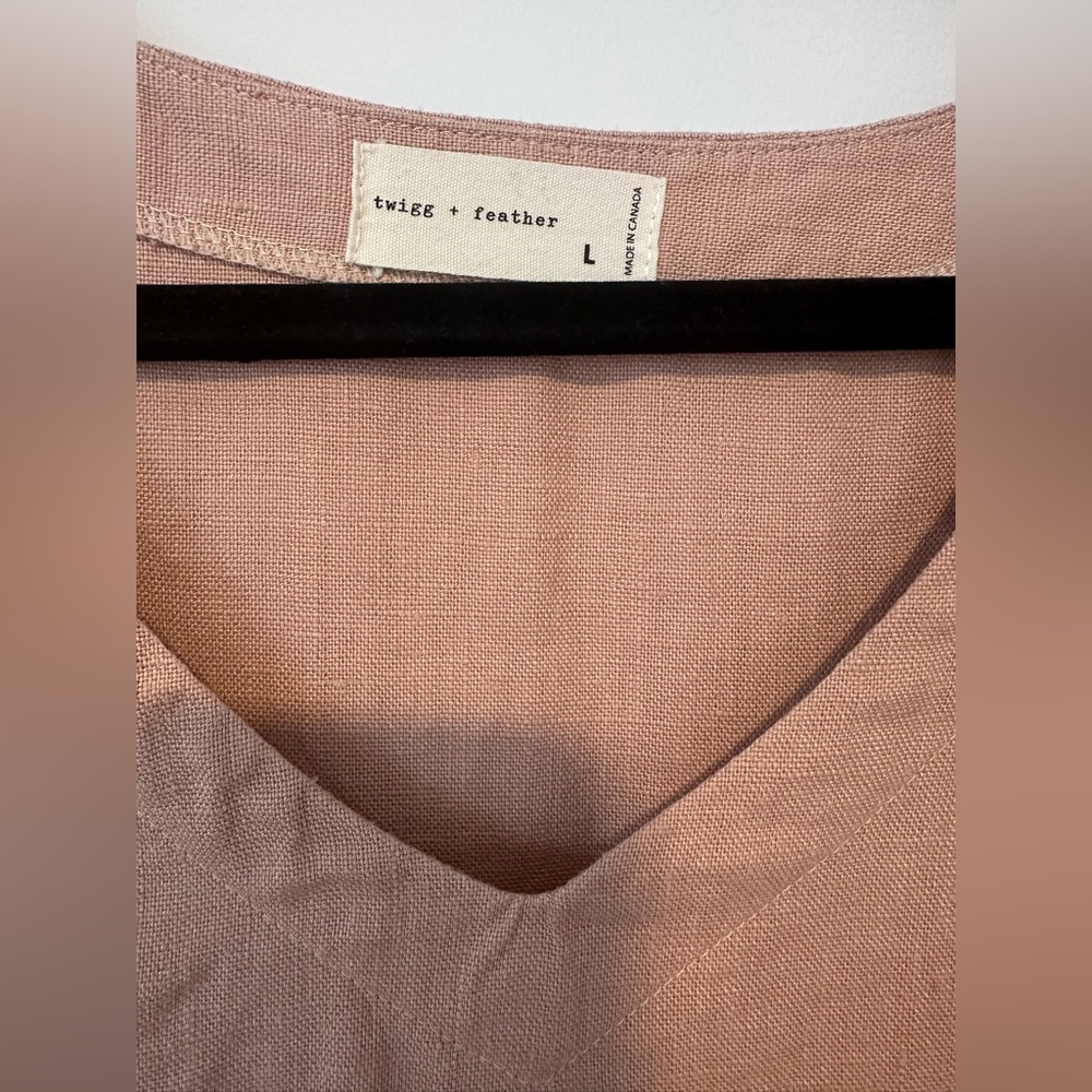 Twigg + Feather 100% Linen Dress - Picture 6 of 17